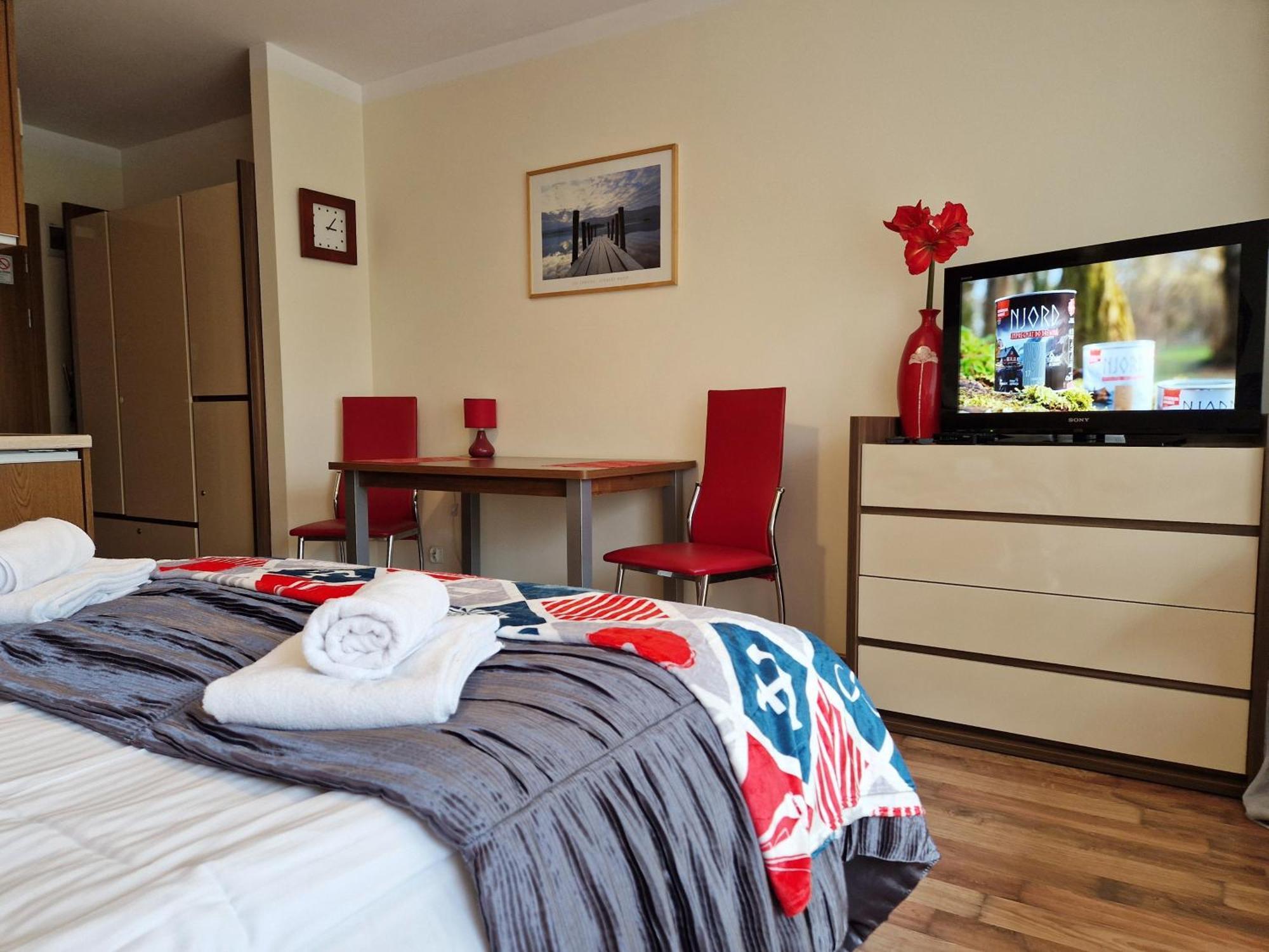 Apartament Trzy Pomosty Villa Mistral Свіноуйсьце Екстер'єр фото